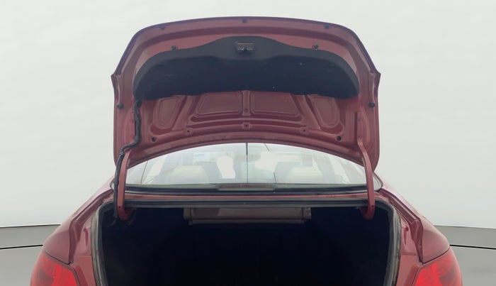 2014 Hyundai Verna FLUIDIC 1.6 VTVT SX AT, Petrol, Automatic, 85,241 km, Boot Door Open