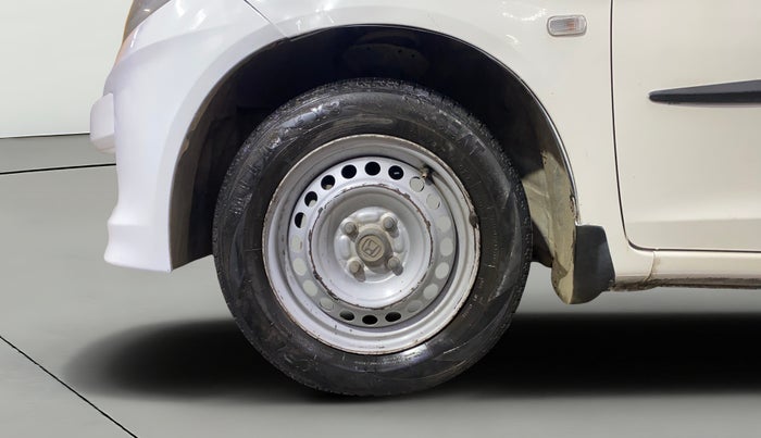 2015 Honda Amaze 1.2L I-VTEC E, Petrol, Manual, 1,45,917 km, Left Front Wheel