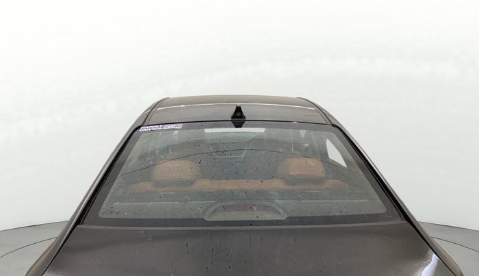 2018 Hyundai Verna 1.6 SX (O) CRDI MT, Diesel, Manual, 1,34,560 km, Rear Windshield