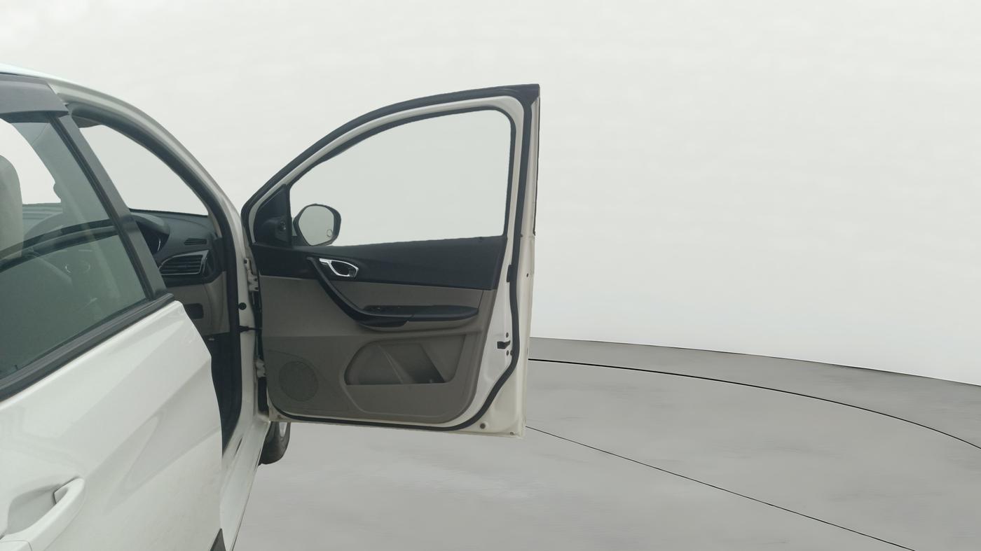 2019 Tata Tiago XZ PETROL, Petrol, Manual, 54,578 km, RHS Front Door