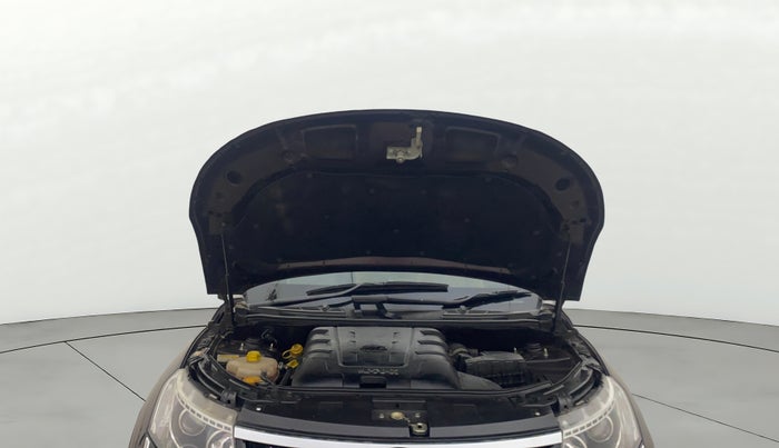 2018 Mahindra XUV500 W11, Diesel, Manual, 48,357 km, Open Bonet