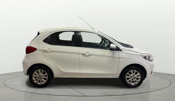 2018 Tata Tiago XZ PETROL, Petrol, Manual, 31,671 km, Right Side View