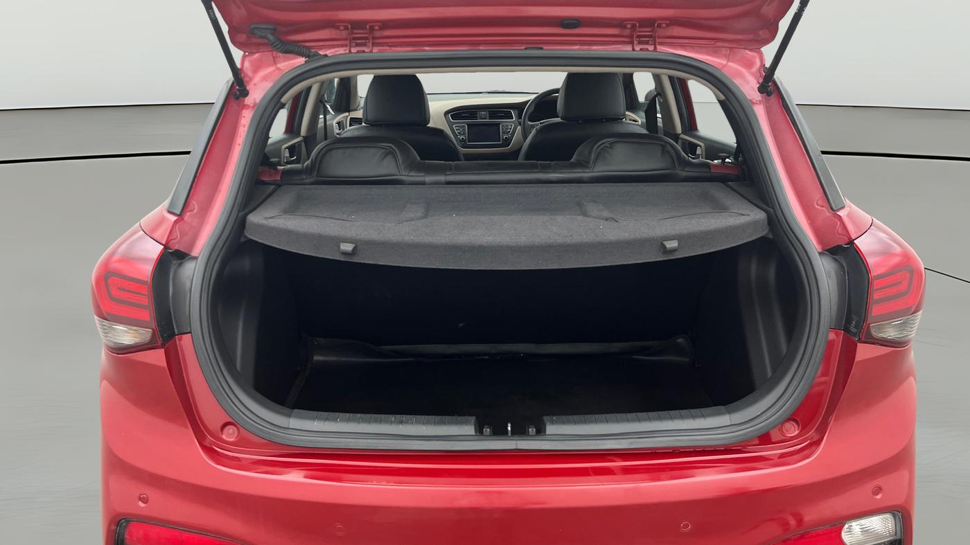 2019 Hyundai Elite i20 SPORTZ PLUS 1.2, Petrol, Manual, 31,711 km, Boot Open Zoomed View
