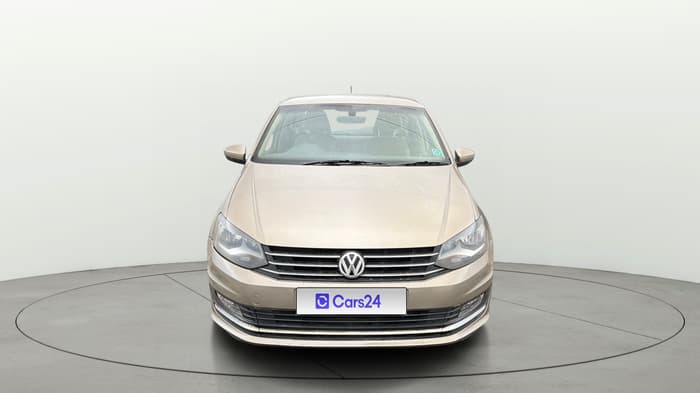 2016 Volkswagen Vento HIGHLINE 1.6 MPI, Petrol, Manual, 38,114 km, Front