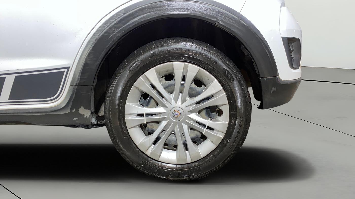 2019 Ford FREESTYLE TREND PLUS 1.2 PETROL, Petrol, Manual, 42,832 km, Left Rear Wheel