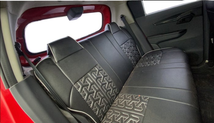 2018 Mahindra KUV 100 NXT K4+ P 6 STR, Petrol, Manual, 54,568 km, Right Side Rear Door Cabin