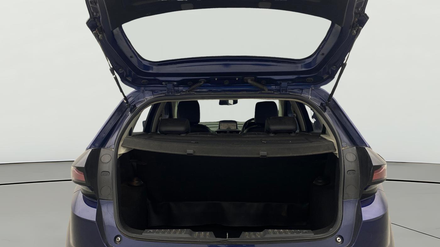 2022 Tata ALTROZ XZA, Petrol, Automatic, 28,812 km, Boot Open Zoomed View