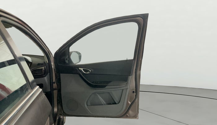 2018 Tata TIGOR XZ (O) PETROL, Petrol, Manual, 63,593 km, RHS Front Door