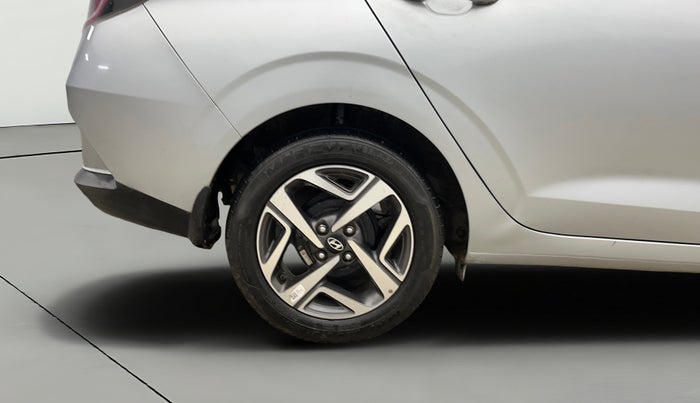 2023 Hyundai AURA SX PLUS 1.2 AMT, Petrol, Automatic, 22,764 km, Right Rear Wheel