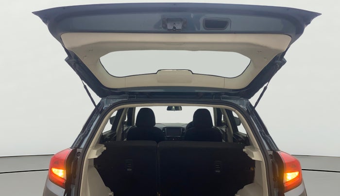 2021 Mahindra XUV300 W4 1.2 PETROL, Petrol, Manual, 34,008 km, Boot Door Open