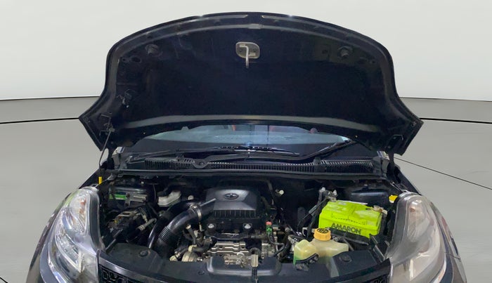 2018 Tata NEXON XZ PETROL, Petrol, Manual, 78,270 km, Open Bonet