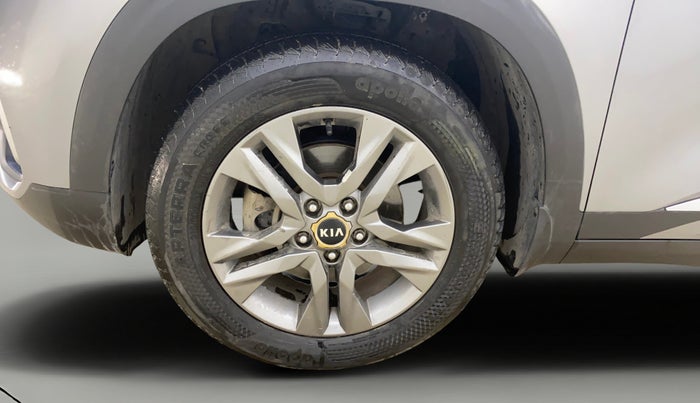 2020 KIA SELTOS HTX 1.5 DIESEL, Diesel, Manual, 1,30,684 km, Left Front Wheel