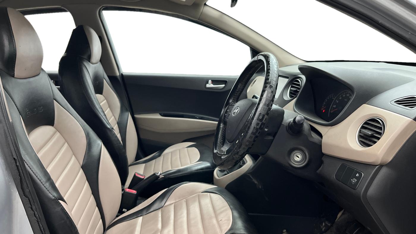 2019 Hyundai Grand i10 SPORTZ 1.2 KAPPA VTVT, Petrol, Manual, 72,694 km, Right Side Front Door Cabin