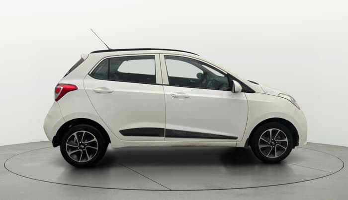 2018 Hyundai Grand i10 SPORTZ (O) AT 1.2 KAPPA VTVT, Petrol, Automatic, 31,128 km, Right Side View