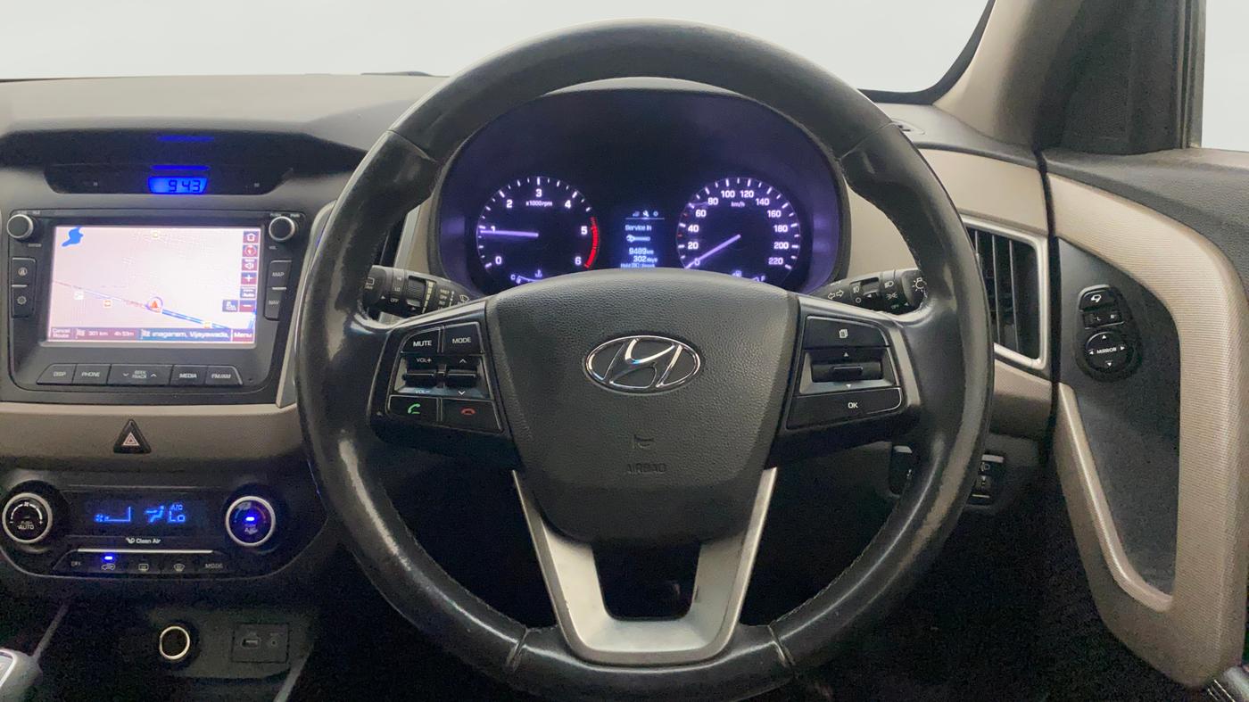2016 Hyundai Creta SX (O) 1.6 DIESEL, Diesel, Manual, 1,03,764 km, Steering Wheel Close Up