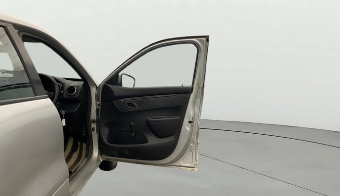 2017 Renault Kwid RXL, Petrol, Manual, 21,688 km, RHS Front Door