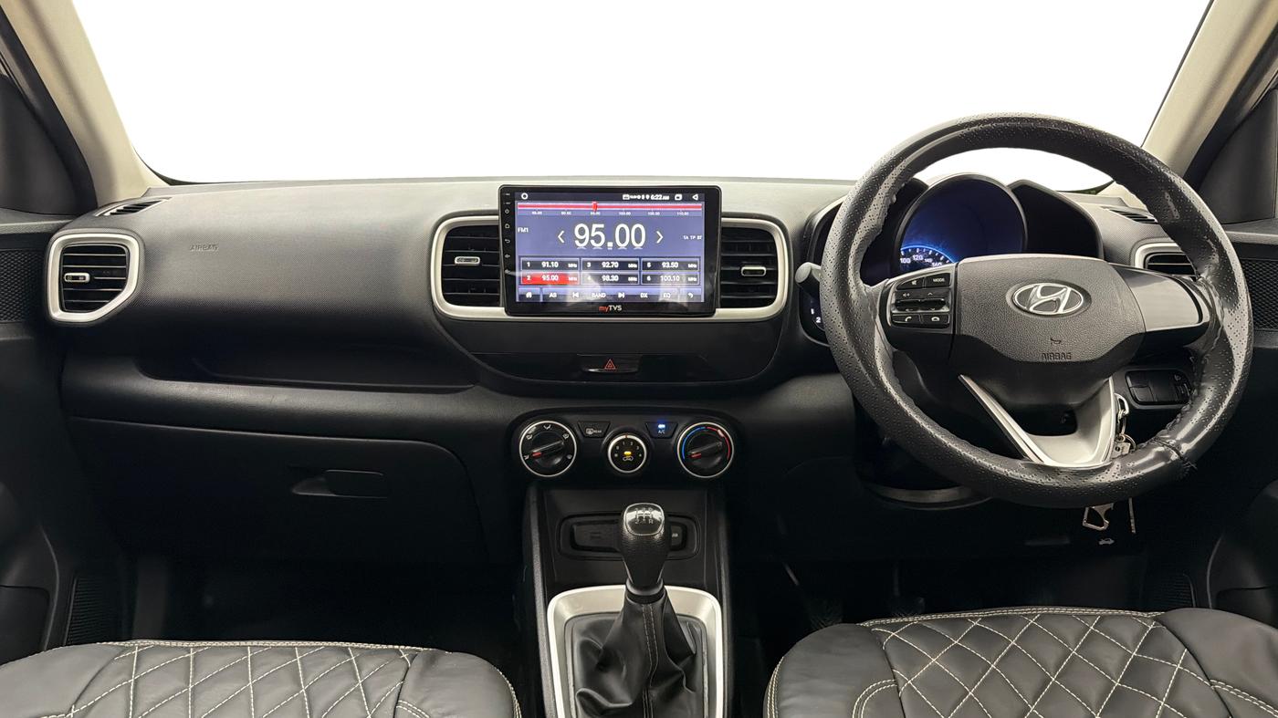 2021 Hyundai VENUE S 1.2, Petrol, Manual, 42,245 km, Dashboard