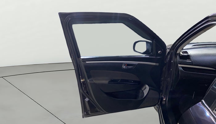 2017 Maruti Swift VXI, Petrol, Manual, 74,732 km, LHS Front Door