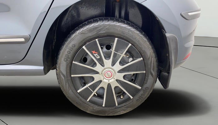 2018 Volkswagen Polo COMFORTLINE 1.0L MPI, Petrol, Manual, 8,325 km, Left Rear Wheel