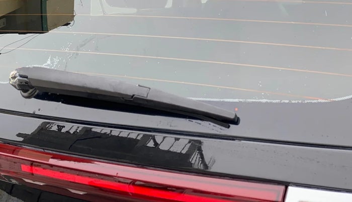 2022 KIA SONET GTX PLUS 1.0 IMT, Petrol, Manual, 45,239 km, Rear Wiper