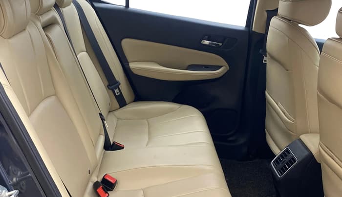 2022 Honda City 1.5L I-VTEC ZX CVT, Petrol, Automatic, 16,154 km, Right Side Rear Door Cabin