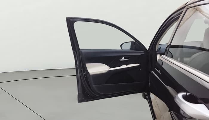 2023 Hyundai Verna SX(O) 1.5 MPI IVT , Petrol, Automatic, 27,069 km, LHS Front Door