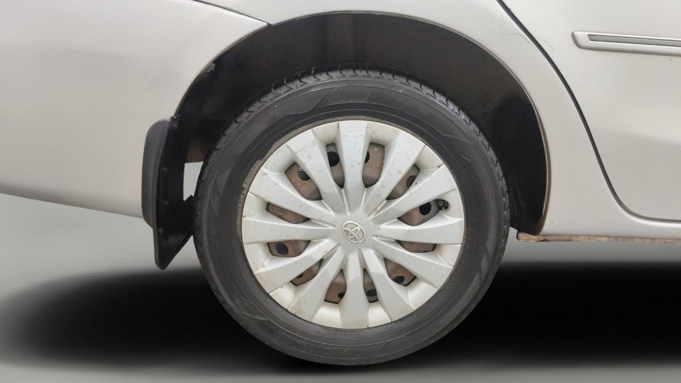 2014 Toyota Etios G, Petrol, Manual, 1,15,972 km, Right Rear Wheel
