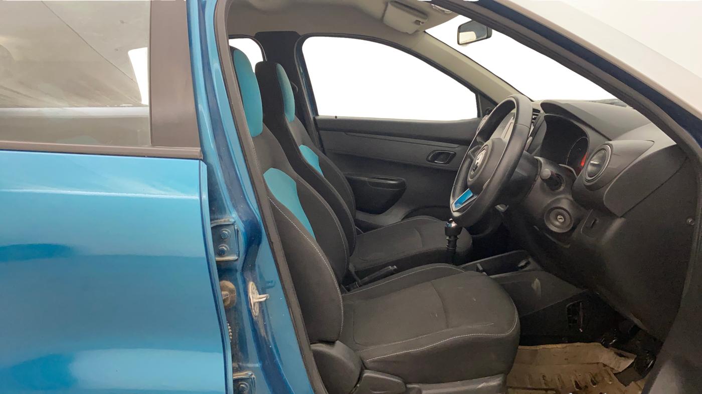 2021 Renault Kwid NEOTECH RXL 1.0 MT, CNG, Manual, 50,989 km, Right Side Front Door Cabin