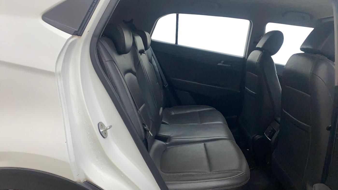 2016 Hyundai Creta SX (O) 1.6 DIESEL, Diesel, Manual, 1,03,764 km, Right Side Rear Door Cabin