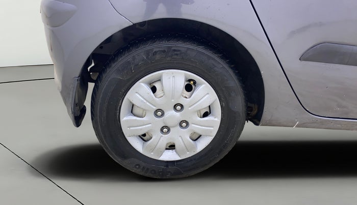 2014 Hyundai i10 MAGNA 1.1, Petrol, Manual, 40,603 km, Right Rear Wheel