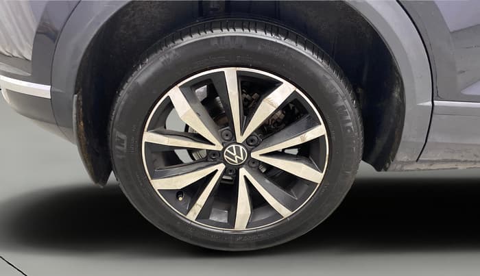 2021 Volkswagen T-ROC 1.5 TSI AT, Petrol, Automatic, 62,708 km, Right Rear Wheel