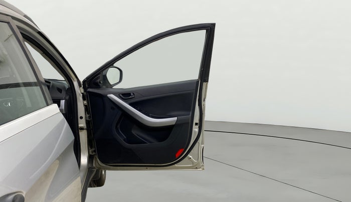 2021 Tata NEXON XMA PETROL, Petrol, Automatic, 30,714 km, RHS Front Door