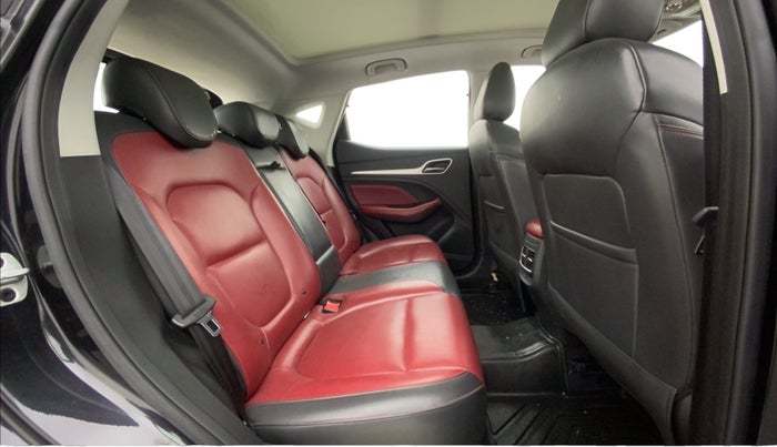 2022 MG ASTOR SAVVY 1.3 TURBO AT S RED, Petrol, Automatic, 36,303 km, Right Side Rear Door Cabin