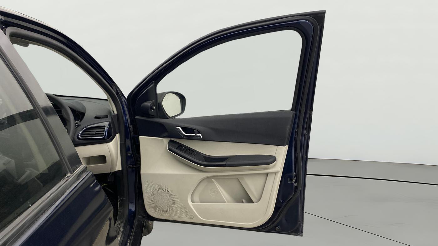 2022 Tata Tiago XZA PLUS PETROL, Petrol, Automatic, 45,404 km, RHS Front Door