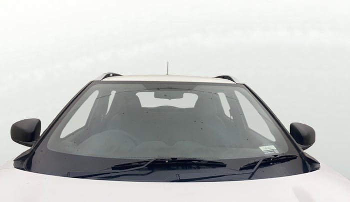 2022 Nissan MAGNITE XE, Petrol, Manual, 71,463 km, Front Windshield