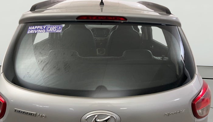2018 Hyundai Grand i10 SPORTZ AT 1.2 KAPPA VTVT, Petrol, Automatic, 63,474 km, Rear Windshield