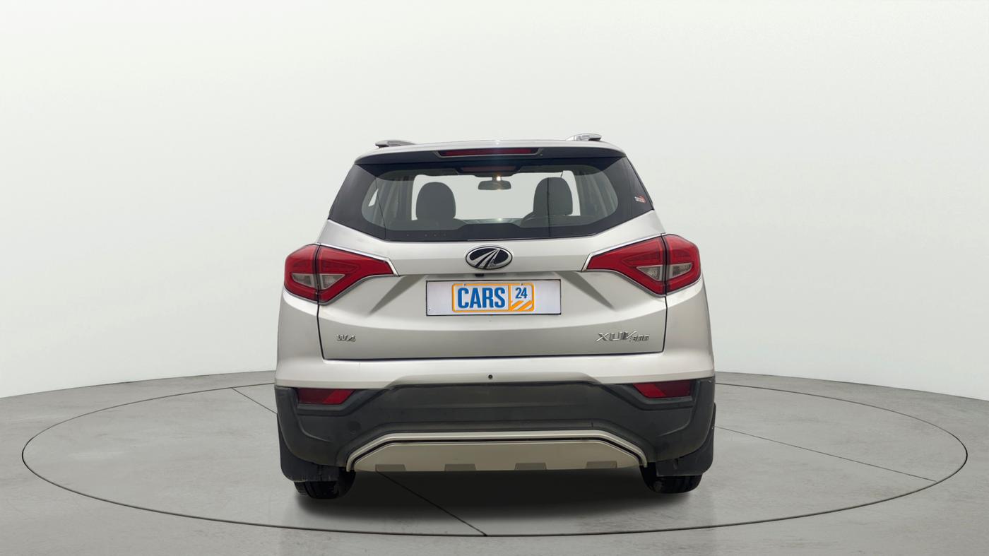 2019 Mahindra XUV300 W4 1.2 PETROL, Petrol, Manual, 76,449 km, Back/Rear