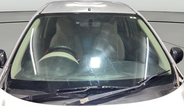 2016 Nissan Micra Active XL, CNG, Manual, 1,18,213 km, Front Windshield