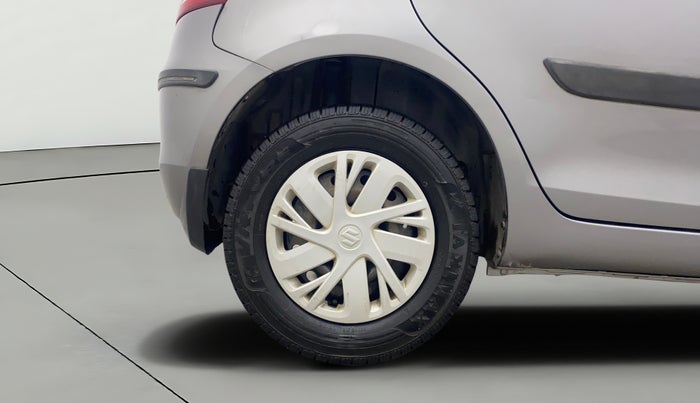 2014 Maruti Swift VDI, Diesel, Manual, 84,501 km, Right Rear Wheel