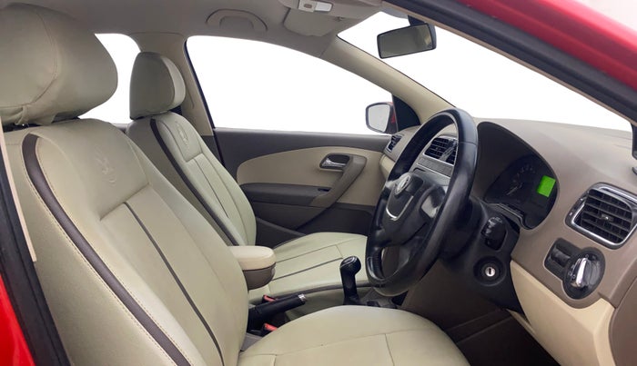 2013 Skoda Rapid ELEGANCE 1.6 TDI CR MT, Diesel, Manual, 1,02,515 km, Right Side Front Door Cabin