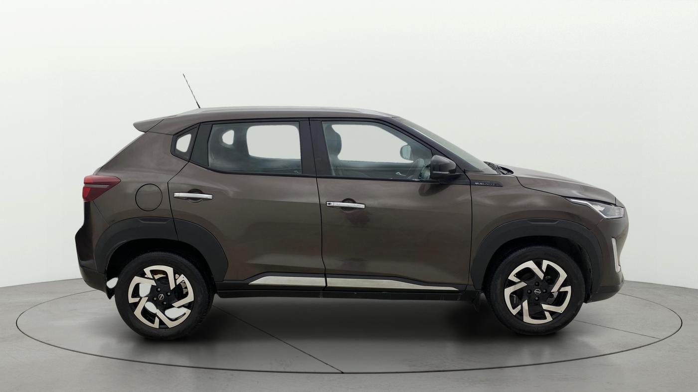 2021 Nissan MAGNITE XV TURBO CVT, Petrol, Automatic, 18,496 km, Right Side View