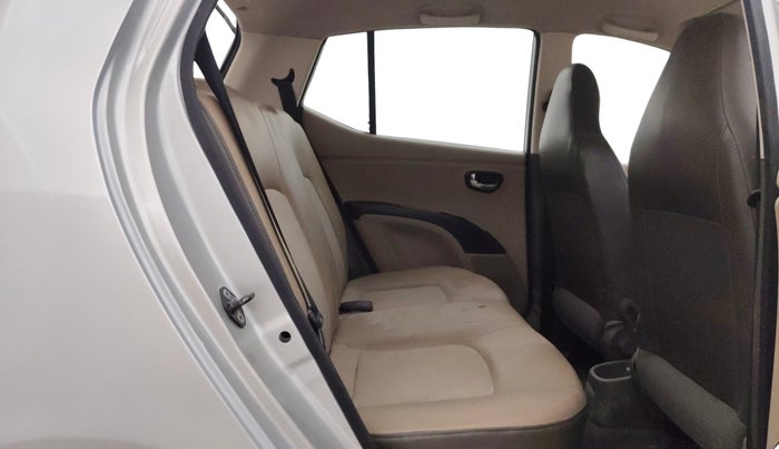 2013 Hyundai i10 MAGNA 1.2, Petrol, Manual, 45,915 km, Right Side Rear Door Cabin