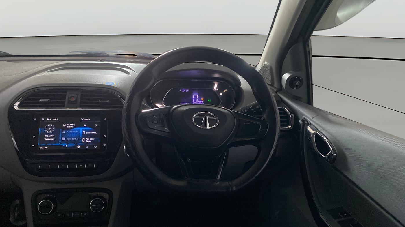 2020 Tata TIGOR XZ PLUS PETROL, Petrol, Manual, 67,930 km, Steering Wheel Close Up