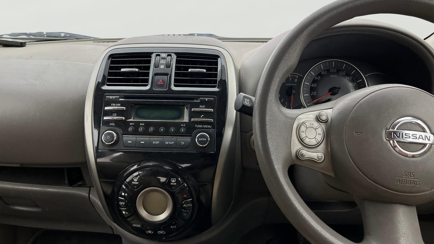 2013 Nissan Micra XV CVT, Petrol, Automatic, 68,014 km, Air Conditioner
