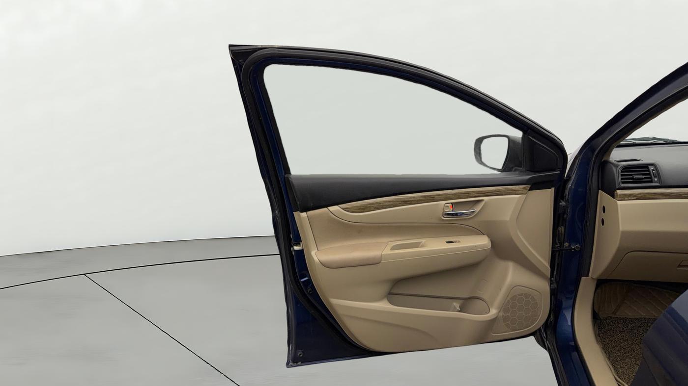 2021 Maruti Ciaz SIGMA 1.5 SHVS MT  PETROL, Petrol, Manual, 46,129 km, LHS Front Door