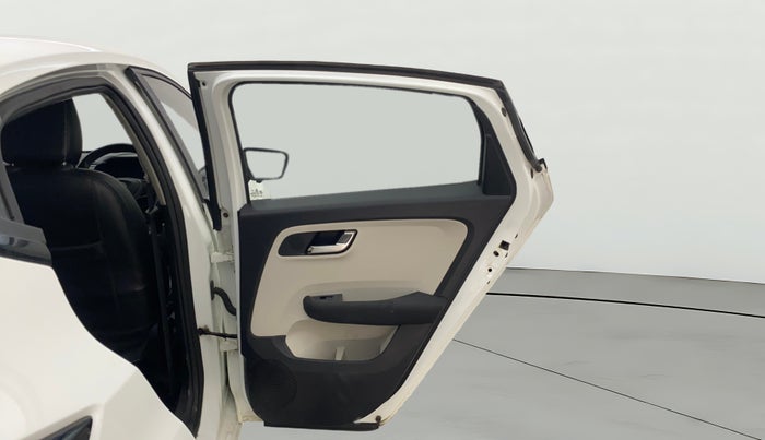 2021 Tata ALTROZ XZ PETROL, Petrol, Manual, 25,688 km, RHS Rear Door