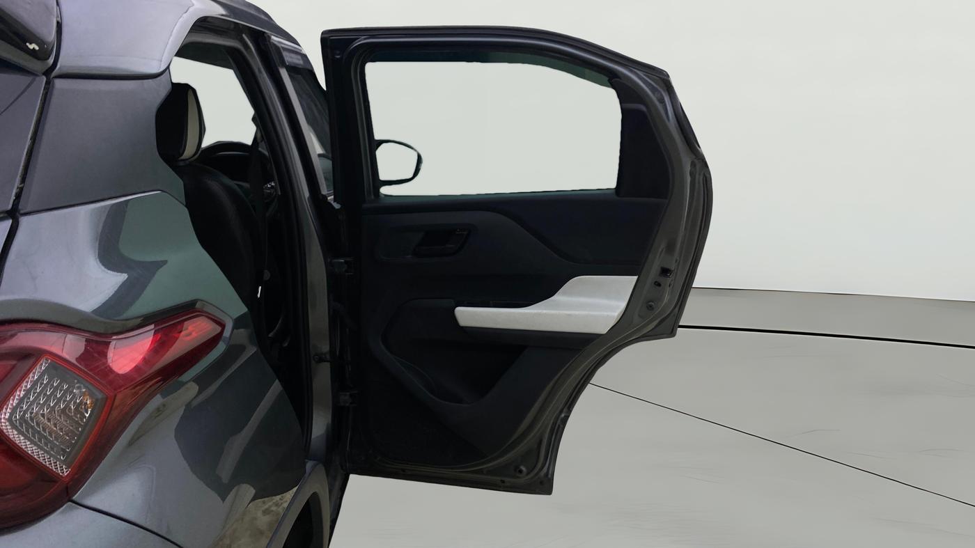2023 Tata PUNCH ACCOMPLISHED MT, Petrol, Manual, 70,661 km, RHS Rear Door