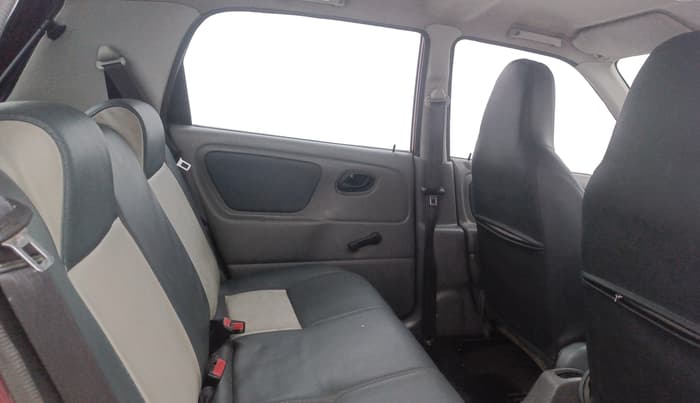 2013 Maruti Alto K10 VXI, Petrol, Manual, 63,857 km, Right Side Rear Door Cabin