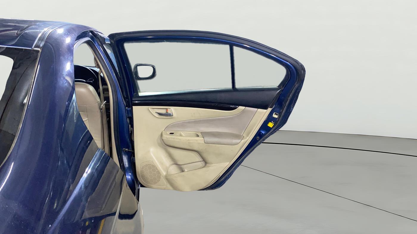 2017 Maruti Ciaz ALPHA 1.4 PETROL, Petrol, Manual, 82,117 km, RHS Rear Door