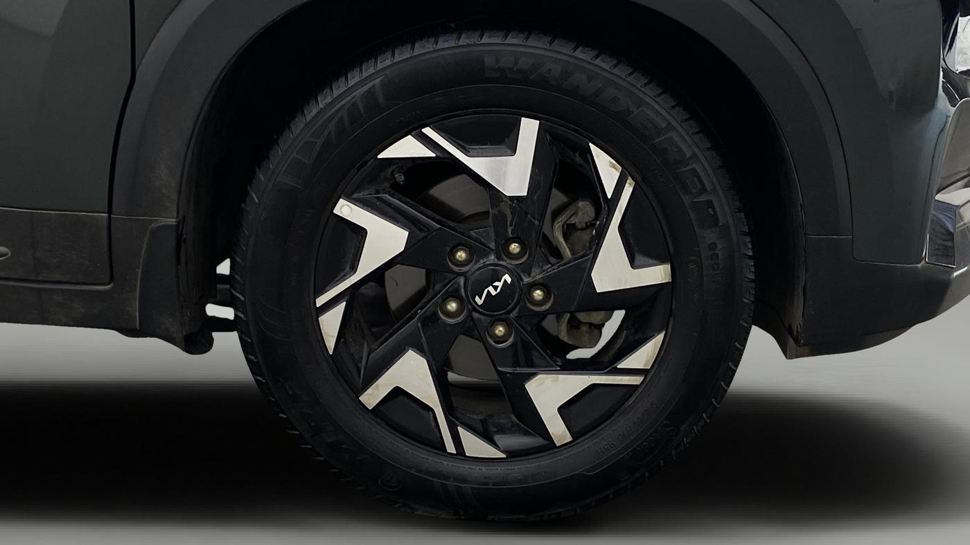 2024 KIA SONET GTX PLUS 1.5 DIESEL AT, Diesel, Automatic, 43,553 km, Right Front Wheel